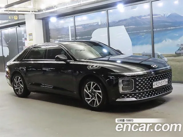 Фотография автомобиля — Hyundai Grandeur GN7