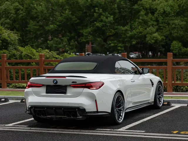 BMW M4 — Фото автомобиля 10