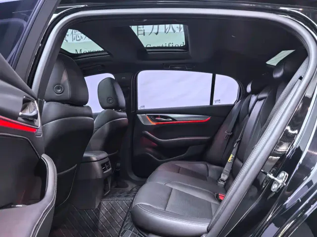 Cadillac CT5 — Фото автомобиля 6