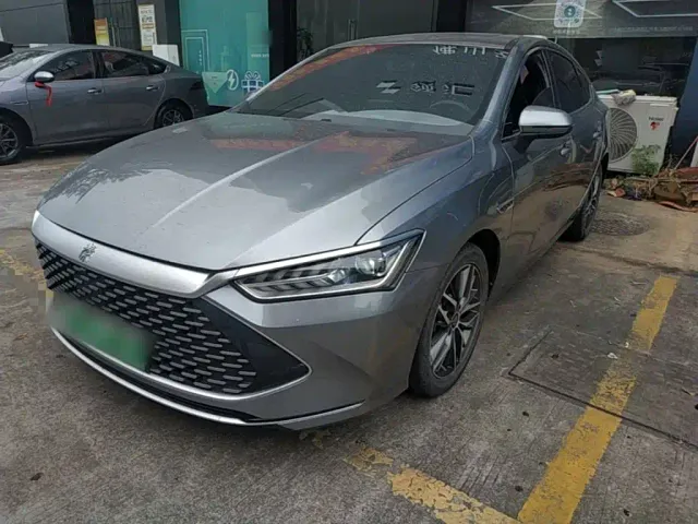 Фотография автомобиля — BYD Qin PLUS