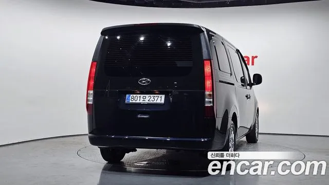 Hyundai Staria Staria Карго 3 места — Фото автомобиля 4