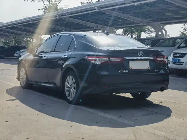 Toyota Camry — Фото автомобиля 6