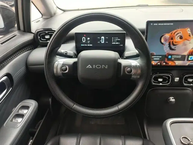 GAC Aion UT — Фото автомобиля 10
