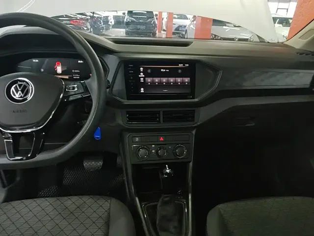 Volkswagen T-Cross — Фото автомобиля 12