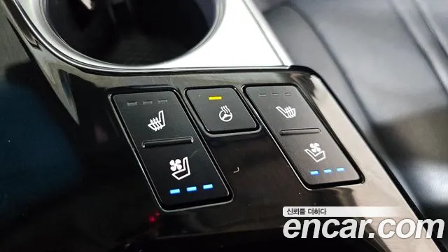 Kia K8 K8 Hybrid — Фото автомобиля 30