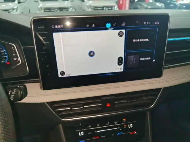 Volkswagen Tiguan L — Фото автомобиля 12
