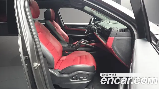 Porsche Cayenne PO536 — Фото автомобиля 16