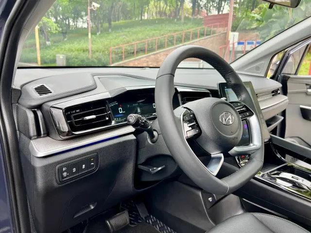 Hyundai Custo — Фото автомобиля 9