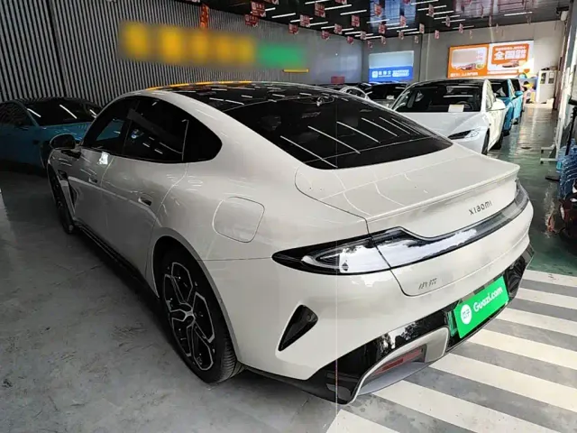 Xiaomi SU7 — Фото автомобиля 4