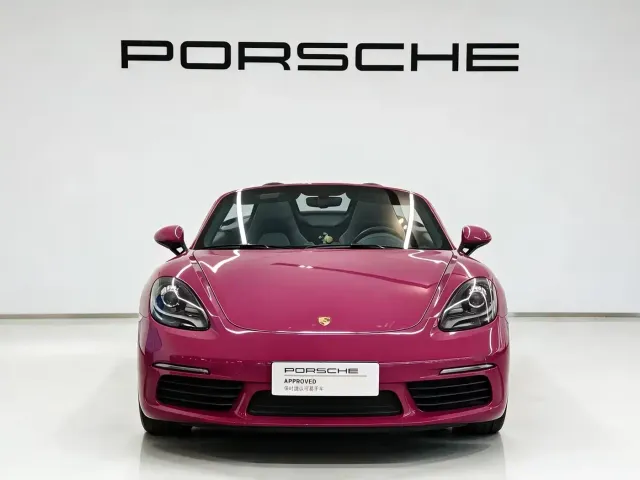 Фотография автомобиля — Porsche 718