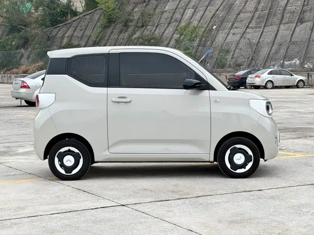 Wuling Hongguang Mini EV — Фото автомобиля 7