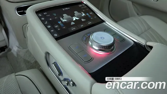 Genesis G90 — Фото автомобиля 18