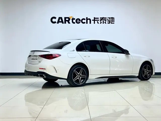Mercedes-Benz C-Class — Фото автомобиля 4
