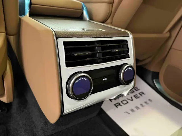 Land Rover Range Rover — Фото автомобиля 19