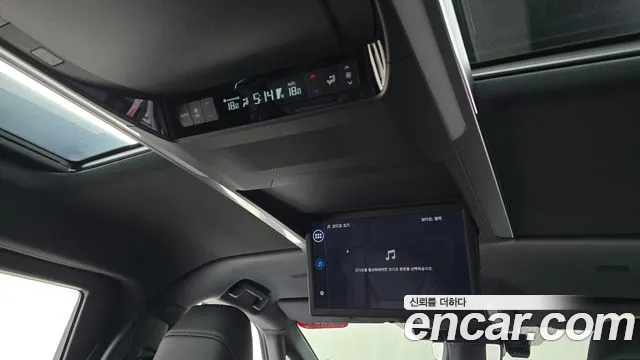 Toyota Alphard — Фото автомобиля 28