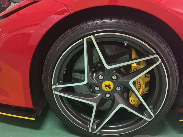 Ferrari F8 — Фото автомобиля 5