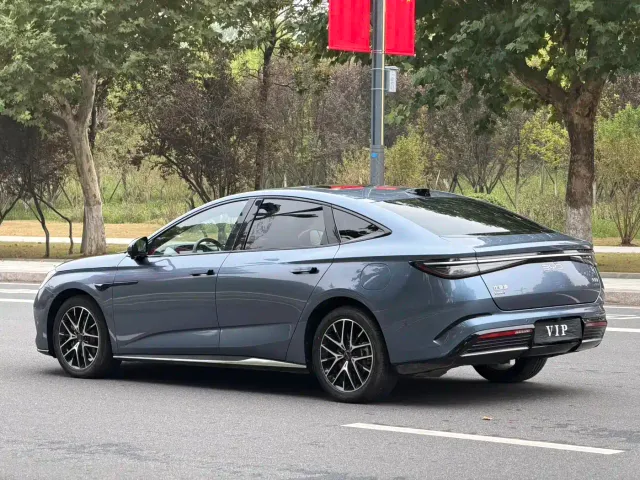 BYD Seal 07 DM-i — Фото автомобиля 12