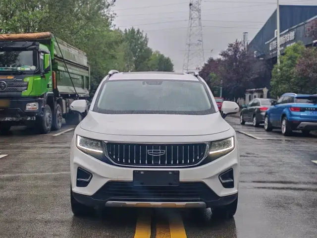 Geely Haoyue — Фото автомобиля 4
