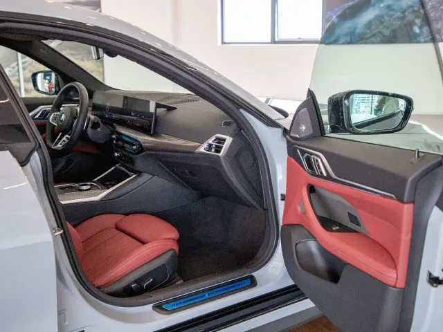 BMW 4 Series — Фото автомобиля 20