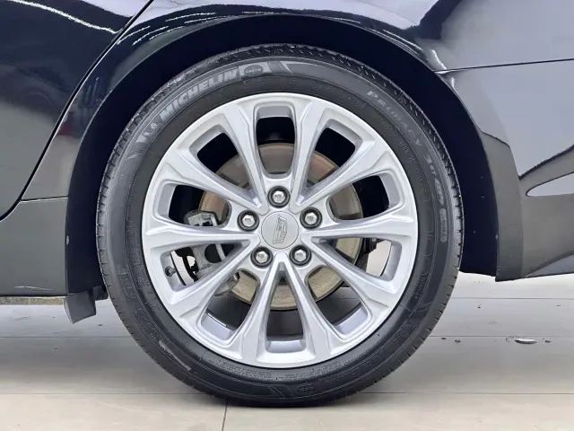 Cadillac CT5 — Фото автомобиля 13