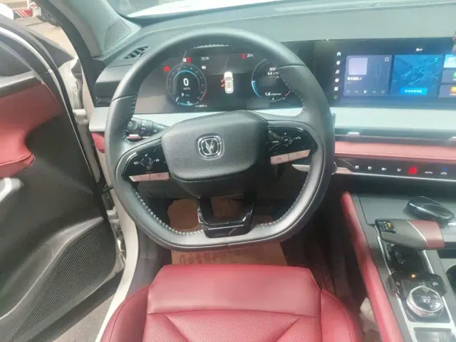 Changan CS75 Plus — Фото автомобиля 11
