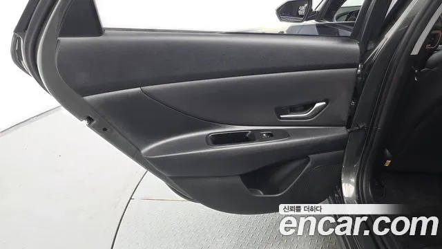 Hyundai AVANTE Новый Avante (CN7) — Фото автомобиля 25
