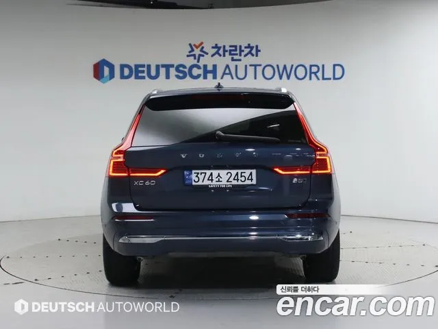 Вольво XC60 — Фото автомобиля 4