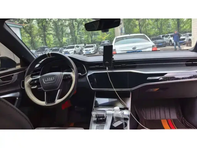 Audi A6L — Фото автомобиля 5