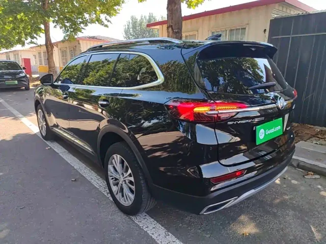 Buick Envision Plus — Фото автомобиля 4