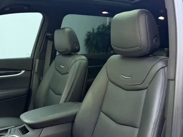 Cadillac XT6 — Фото автомобиля 13