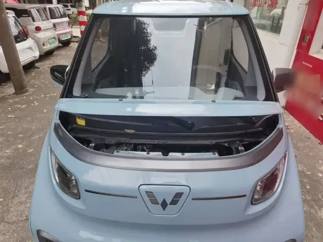 Wuling NanoEV — Фото автомобиля 19