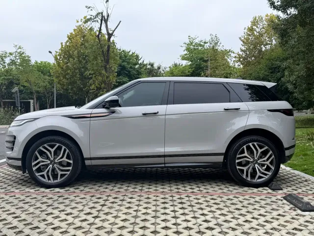 Land Rover Range Rover Evoque — Фото автомобиля 9