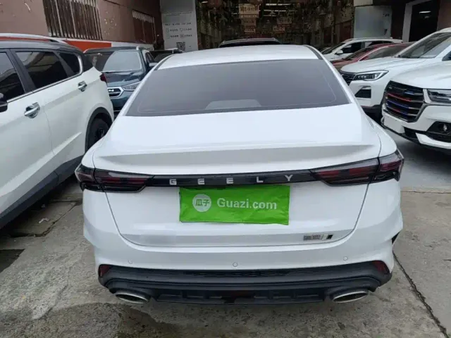 Geely Binrui — Фото автомобиля 3