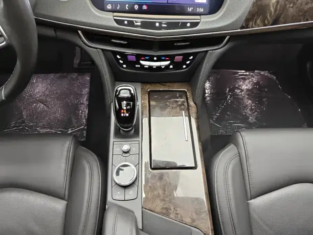 Cadillac CT6 — Фото автомобиля 16