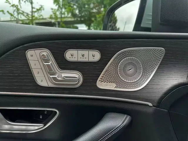 Mercedes-Benz GLE-Class — Фото автомобиля 21