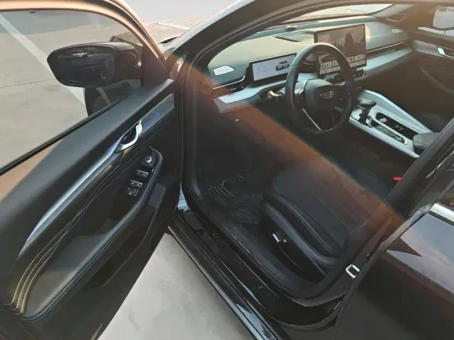 Geely Xingrui — Фото автомобиля 7
