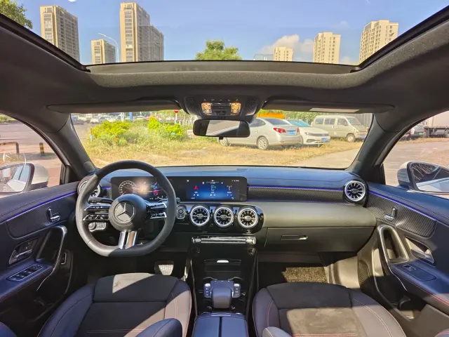 Mercedes-Benz A-Class — Фото автомобиля 8