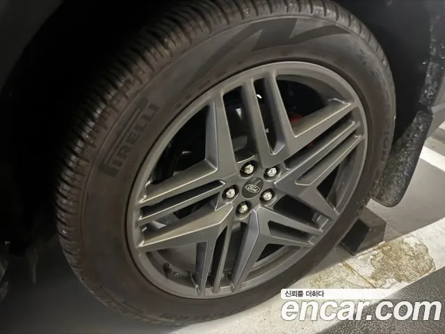 Ford Explorer — Фото автомобиля 17