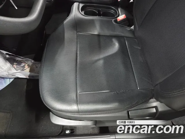 Hyundai Casper — Фото автомобиля 10
