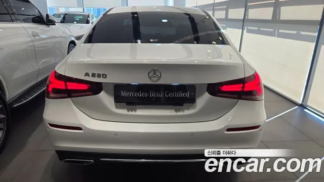 Mercedes-Benz A-Class W177 — Фото автомобиля 4