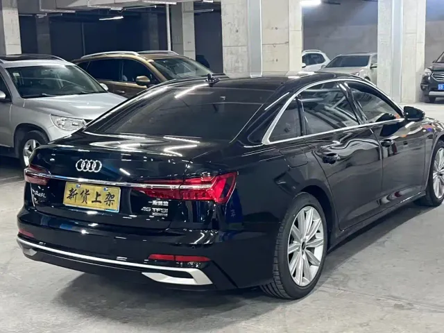 Audi A6L — Фото автомобиля 11