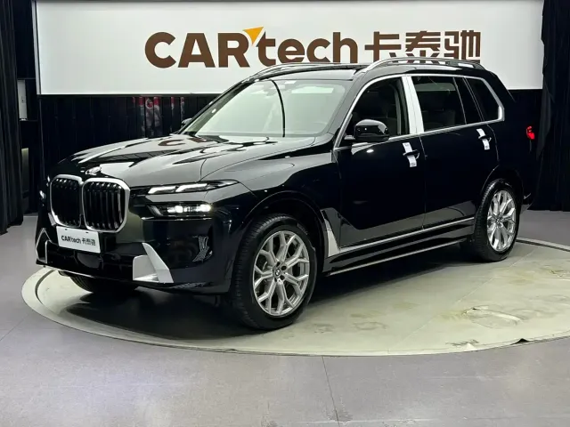 Фотография автомобиля — BMW X7