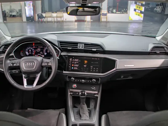 Audi Q3 — Фото автомобиля 4