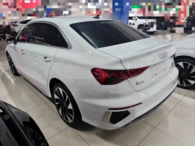 Audi A3 — Фото автомобиля 4