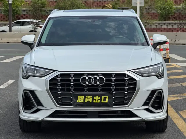 Audi Q3 — Фото автомобиля 3