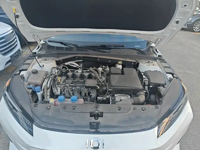 Changan Qiyuan A05 — Фото автомобиля 19