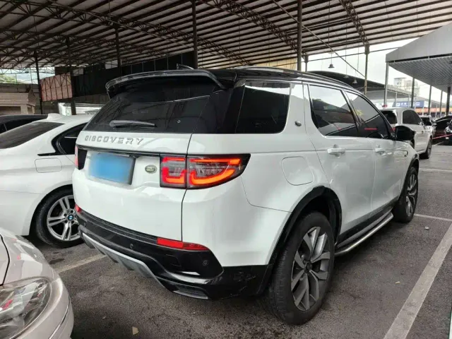Land Rover Discovery Sport — Фото автомобиля 6