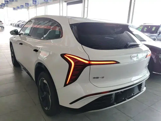 Hongqi Tiangong 06 — Фото автомобиля 4