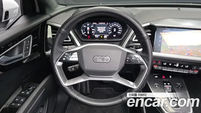 Audi Q4 e-tron F4 — Фото автомобиля 20