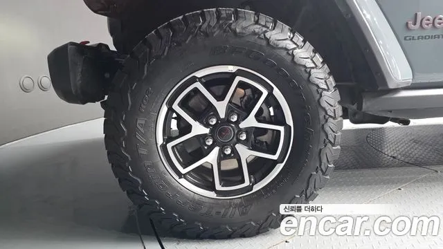 Jeep Gladiator JT — Фото автомобиля 5